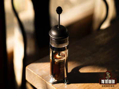 Френч-пресс French Press рекомендуем - Какова история происхождения френч-пресса? Френч-пресс какого бренда удобен в использовании и более выгоден по соотношению цена-качество?